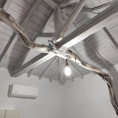 아파트 Avia Skiathos, Avia Aether *